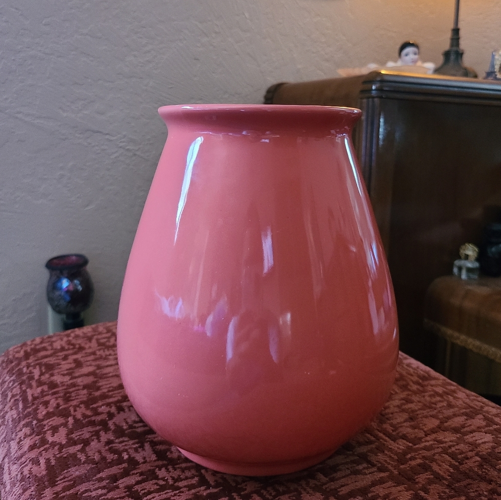 Threshold vase! **CORAL/ SALMON**